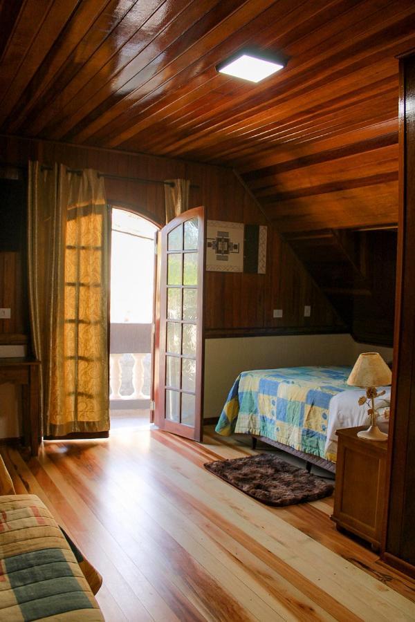 Pousada Villa Paty - Campos do Jordão Εξωτερικό φωτογραφία